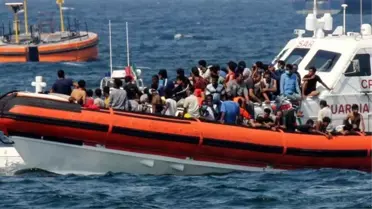 İtalya'da göçmenlerin denizde bloke edilmesi davasında eski bakanlar ifade veriyor