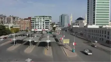 ŞANLIURFA - Balıklıgöl yerleşkesi ve sokaklar boş kaldı (2)