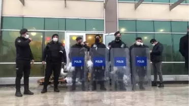 Başakşehir Belediyesi'nden İBB açıklaması: Merkezimize hukuksuz işgale son verdik