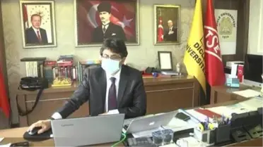 DÜ Rektörü Prof. Dr. Mehmet Karakoç, AA'nın 'Yılın Fotoğrafları' oylamasına katıldı
