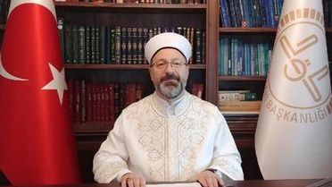 Son dakika... Diyanet İşleri Başkanı Erbaş: Koronavirüs sürecinde ehil olmayanlar Kuran dersi yapıyor