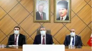 Bingöl Valisi, muhtarlarla bir araya geldi