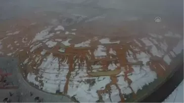 'Sivas'ın Pamukkale'si' Altınkale'de sis ve kırağı güzelliği