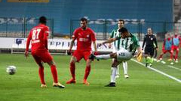 Süper Lig: Konyaspor: 0 - Sivasspor: 0 (İlk yarı)