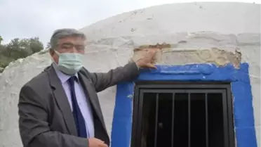 150 yıllık sarnıcın kireçle boyanmasına tepki