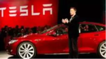 Elon Musk'tan bomba itiraf: Apple'a Tesla'yı satın almasını önerdim