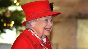 Koronavirüs önlemleri: Kraliçe İkinci Elizabeth Noel'i ailesinden ayrı geçiriyor