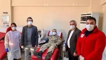 Koronavirüsü yenen jandarma personeli, immün plazma bağışladı