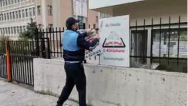 Ordu'da izinsiz afiş ve pankartlara müdahale