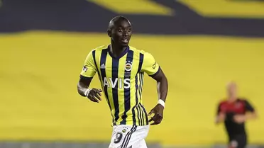 Fatih Karagümrük, Fenerbahçe'den Papiss Cisse'yi transfer etmek istiyor