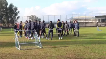 Menemenspor Teknik Direktörü Ümit Karan: 'Yüreğimizi ortaya koymamız gerekiyor'