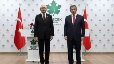 Kılıçdaroğlu'ndan Davutoğlu'na geçmiş olsun ziyareti