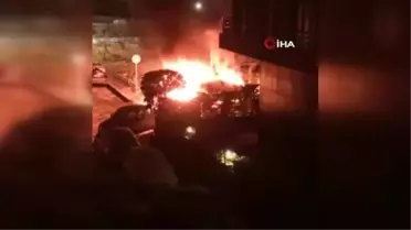 Son dakika haberi... Göktürk'te yeraltı kablolarında başlayan yangın park halindeki otomobili kül etti