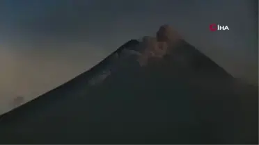Endonezya'da Merapi Dağı'nda patlama