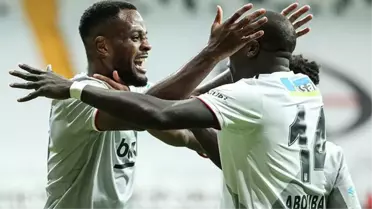 Saint Etienne, Beşiktaşlı Cyle Larin'i transfer etmek istiyor