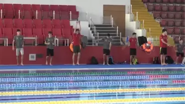 Genç milli yüzücüler, olimpiyat hayaliyle kulaç atıyor