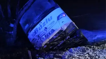 Eskişehir'de yolcu otobüsü devrildi