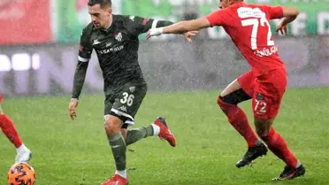 Bursaspor'da Burak Altıparmak ve Burak Kapacak, Balıkesirspor maçında oynayabilecek
