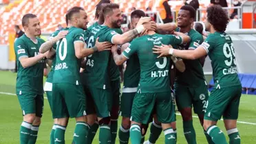 Giresunspor, deplasmanda Adanaspor'u 4-0 yendi ve üst üste 12. galibiyetini aldı