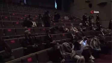 Nilüfer Belediyesi 2021 yılını Gülten Akın'a adadı