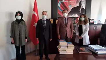 Pandeminin kahramanları bu kez de çocuklar için kolları sıvadı