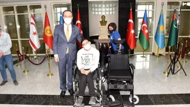 Vali Erin engelli bir gencin daha yüzünü güldürdü