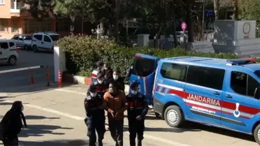 Adana'da silah kaçakçılığı ve nitelikli dolandırıcılık operasyonu; 4 tutuklama