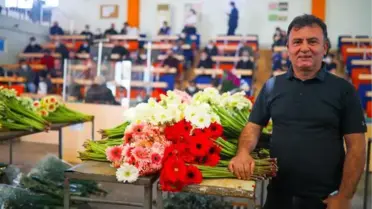 İngiltere'deki Anneler Günü ve Dünya Kadınlar Günü, çiçeğe ilgiyi katladı