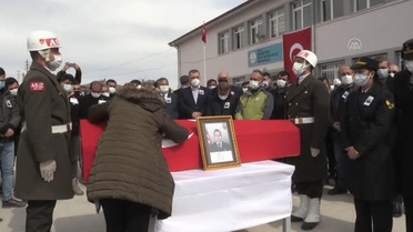 Son dakika haberi: Şehit Piyade Uzman Çavuş Hakan Gül, son yolculuğuna uğurlandı