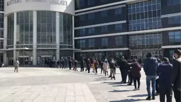 Kayseri Adliyesi'nde 'HES kodu' kuyruğu