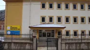 Tokat'ta, 30 öğretmenin izole edildiği okulda, eğitime 10 gün ara verildi