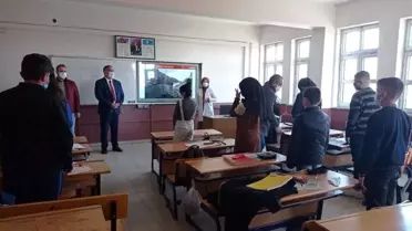 Öğrenciler ile Arpalı Belediye Başkan'ı bir arada