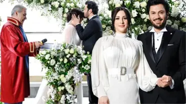 Yasemin Sakallıoğlu ve Burak Yırtar nikah masasına oturdu