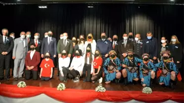 İstiklal Marşı'nın kabulünün 100. yılı Aliağa'da kutlandı