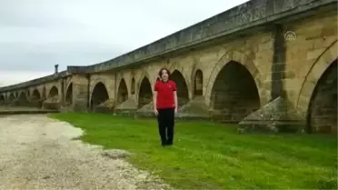 Öğrenciler İstiklal Marşı'nın on kıtasını on ayrı tarihi mekanda okudu