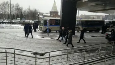 Rusya'da bağımsız milletvekili adaylarının toplantısına polis baskını: 170 gözaltı