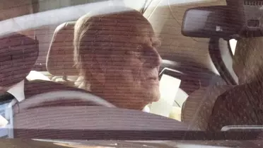 Kraliçe II. Elizabeth'in eşi Prens Philip tedavi gördüğü hastaneden ayrıldı