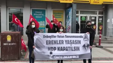 Türkiye Liseliler Birliği, 'Onbeşliler vatan savunmasında, Erenler yaşasın HDP kapatılsın' pankartı açtı