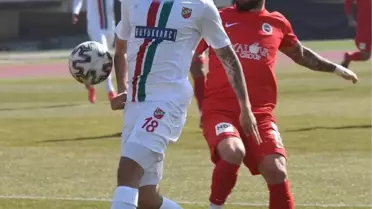 Karşıyaka'ya sol bek dayanmadı