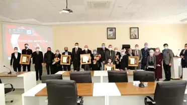 Son dakika haber | Kütahya'da gaziler ve şehit ailelerine devlet övünç madalyası ve beratı verildi