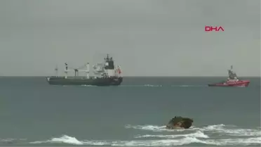 ÇANAKKALE Bozcaada açıklarında karaya oturan kum yüklü gemi kurtarıldı- ARŞİV