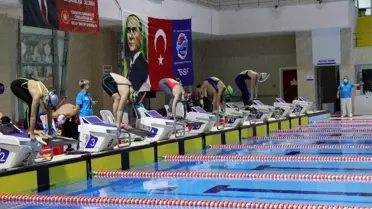 Paletli yüzmede 9 Türkiye rekoru kırıldı