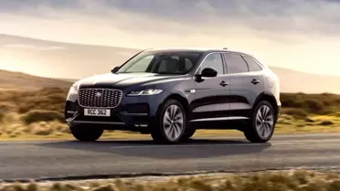 Güncellenen Jaguar F-PACE Türkiye'de