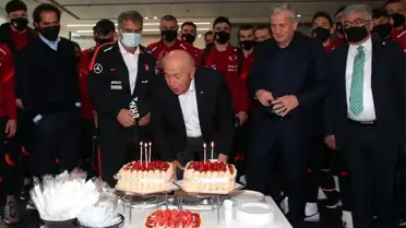 Nihat Özdemir'in doğum günü kutlandı