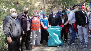 Yunusemreli doğaseverler çevre temizliği için toplandı