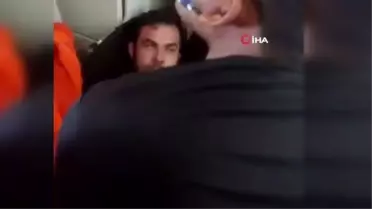 Uçuş sırasında bir yolcu uçağın 'acil çıkış kapısını' açmaya çalıştı