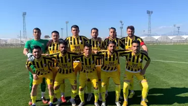 Kayseri Emar Grup FK'dan 4 gollü galibiyet