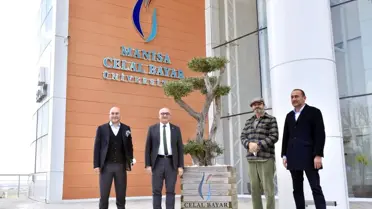 Akhisarlılar ilçeye ziraat fakültesi istiyor