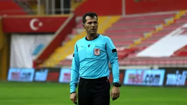 Kayserispor-Göztepe maçını Burak Şeker yönetecek