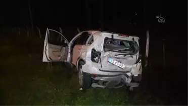 3 aracın karıştığı trafik kazasında aralarında bir hakimin de bulunduğu 4 kişi yaralandı